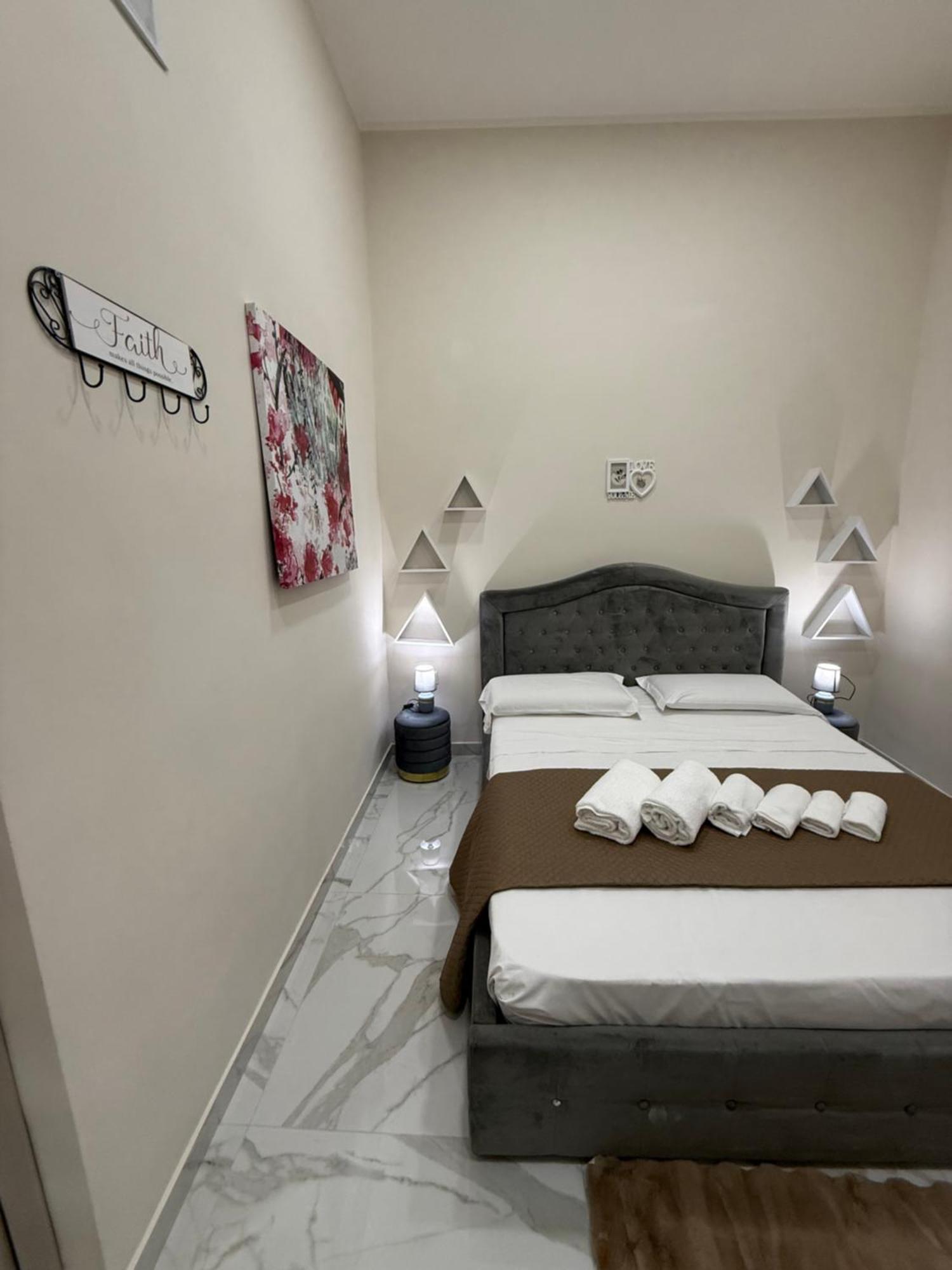 Valentino Suites&terrace * Napoli
